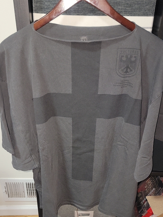 Yeezy Other - Kanye West VULTURES Oversized Korea Exclusive T-shirt-Size 3 L/XL